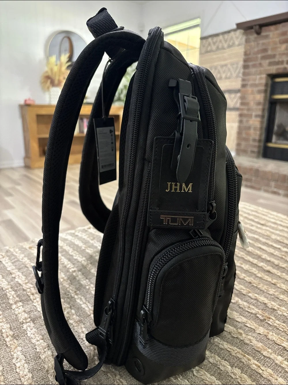 E1 TUMI Alpha Bravo Black Leather 